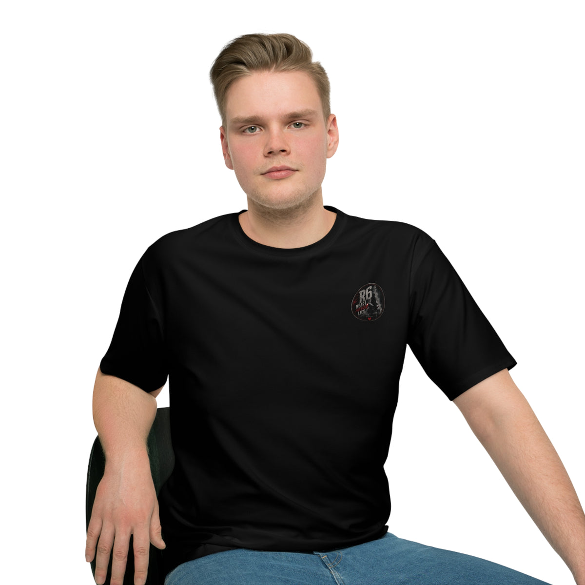 Heart Never Lies Loose Graphic T-Shirt